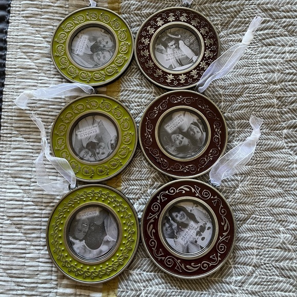 🌲BNWT CHRISTMAS PICTURE ORNAMENTS - Set of Six - Picture 4 of 5